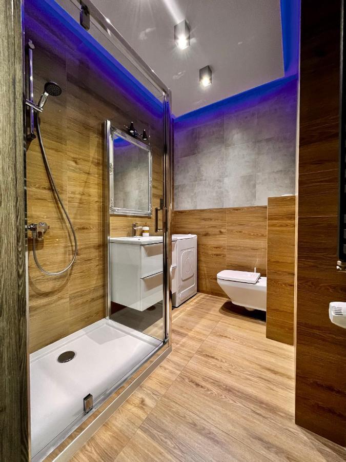 Apartamenty Na 1 Maja สเกียร์เนียวิตเซ ภายนอก รูปภาพ